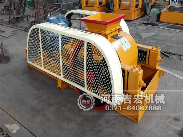 對輥破碎機(jī)圖片