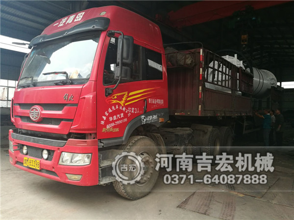 2.1&times;7米石英砂球磨機發(fā)往湖北